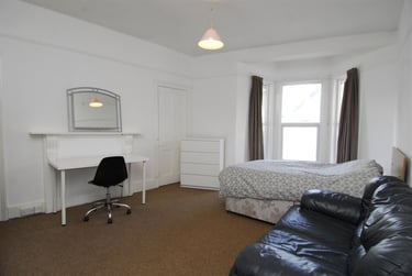 4 bed flat, Lisson Grove, Mutley, Plymouth, PL47DN - Image 6